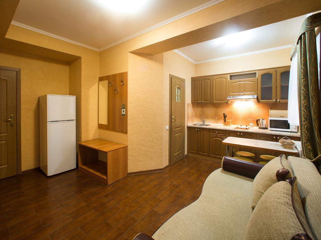 Gala Hotel คาเมียเนตส์-โปดิลสกี ห้อง รูปภาพ